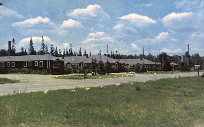 Johnsons Rustic Dance Palace (Johnsons Rustic Resort, Krauses Hotel) - Postcard Photo